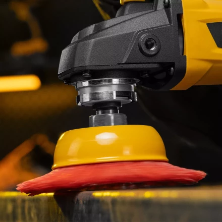 Щетка для УШМ Denzel, 100 мм, Чашка, нейлоновая щетина, М14, 74469 купить в Челябинске