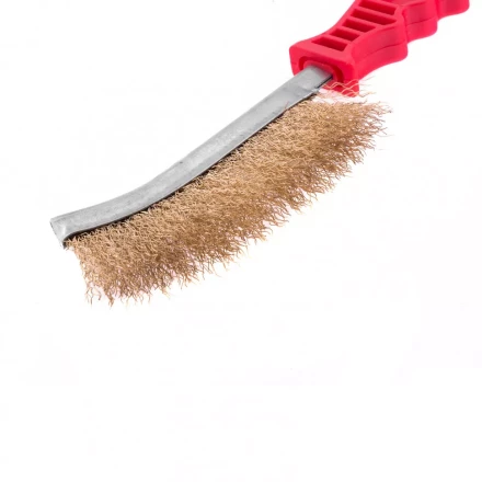 Щетка металлическая латунированная пластиковая ручка Matrix 74827 купить в Челябинске