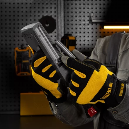 Степлер мебельный Denzel 40213, пластиковый корпус, тип 53, 6-14 мм, тип 300, 15 мм, тип 500, 15 мм купить в Челябинске