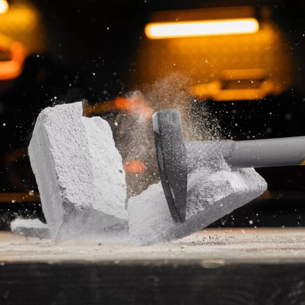 Молоток слесарный, 200 г Denzel, кованый, фибергласовая рукоятка c TPR покрытием 10482 купить в Челябинске