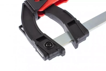 Струбцина реечная быстрозажимная пластиковый корпус рычажно-храповой механизм 250 х 90 х 340 мм штанга 5 х 20 мм Matrix 20737 купить в Челябинске