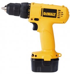 Аккумуляторная дрель-шуруповерт DeWalt DW 907 K2A