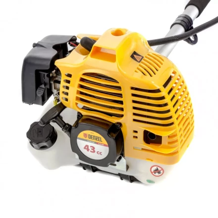 Триммер бензиновый Denzel DT 43 неразъемная штанга 96224 купить в Челябинске