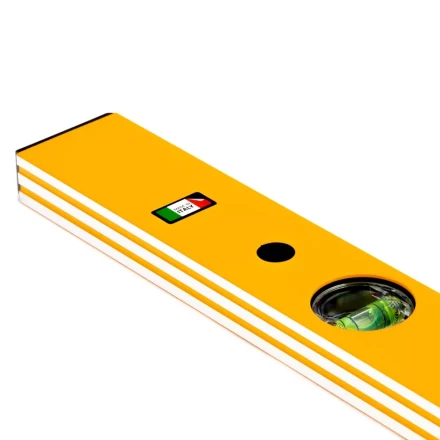 Уровень алюминиевый, 1000 мм, фрезерованный, 3 глазка Denzel 33683 купить в Челябинске