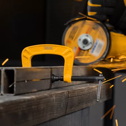 Струбцина G-образная Denzel, усиленная, 50 мм, 20641 купить в Челябинске