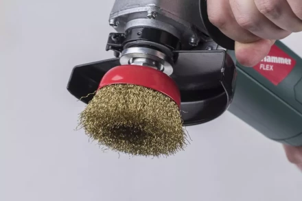 Кордщетка HAMMER чаша 75мм для УШМ гофрированная латунированная сталь (207-102) купить в Челябинске