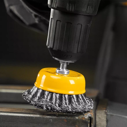 Щетка для дрели Denzel, 65 мм, Чашка, со шпилькой, нержавеющая крученая проволока 744643 купить в Челябинске