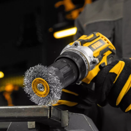 Щетка для дрели, 60 мм, Плоская, со шпилькой, нержавеющая витая проволока Denzel 744463 купить в Челябинске