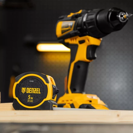 Рулетка Denzel 5м х 25мм, двухкомп. корпус, магнитный обрезиненный зацеп, 31532 купить в Челябинске