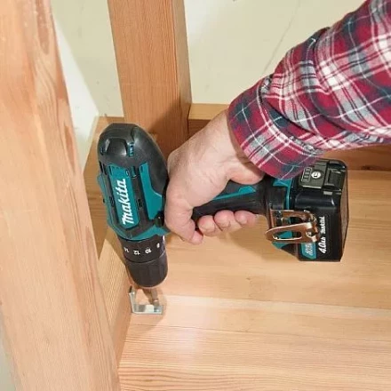 Дрель-шуруповерт аккумуляторная Makita DF331DWAE купить в Челябинске