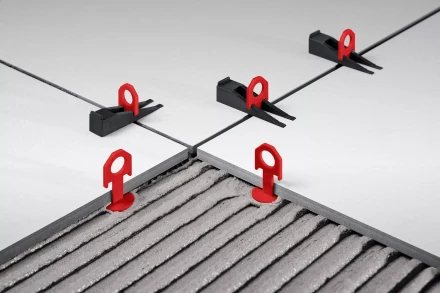 ЗУБР СВП, комплект: 1,0 мм, зажим + клин, 50 + 50 шт, система выравнивания плитки (33831-H50) купить в Челябинске