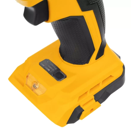 Гайковерт ударный аккумуляторный бесщеточный Denzel 26502 CIW-IB-300-0, Li-ion, 18В, 300Нм купить в Челябинске