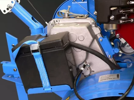 Мотоблок Нева МБ-23Б-10 ФС (с фарой и электростартером) купить в Челябинске