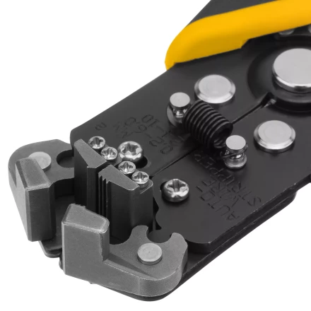 Щипцы для зачистки электропроводов 0,2-6 мм2, функция обрезания проводов Denzel 17742 купить в Челябинске