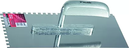 Гладилка из нержавеющей стали 280 х 130 мм деревянная ручка зуб 6 х 6 мм  MATRIX 86737 купить в Челябинске