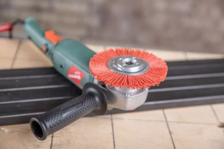 Кордщетка HAMMER плоская 125мм для УШМ нейлон (207-115) купить в Челябинске