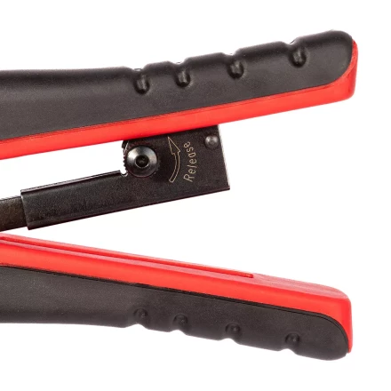 Кримпер многофункциональный КВТ HT-106E с 3 встроенными модулями для обжима RJ-45, RJ-12, RJ-11 (86603) купить в Челябинске