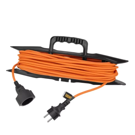 Удлинитель-шнур силовой Denzel Garden Series, б/з, ПВС, 20м, 1 розетка, 2 x 1 мм, 3 м 37402 купить в Челябинске