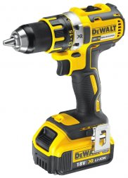 Аккумуляторная дрель шуруповерт DeWalt DСD 790 P2