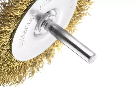 Кордщетка HAMMER плоская 75мм для дрели гофрированная латунированная сталь (207-207) купить в Челябинске