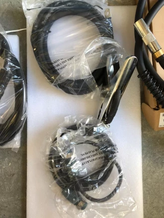 Полуавтоматический сварочный аппарат инверторный Ресанта САИПА-350 купить в Челябинске