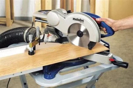 Пила торцовая Metabo KGS 255 PLUS купить в Челябинске