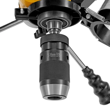 Станок сверлильный радиальный DDM-550R, 550 Вт, 16 мм, 12 ск., настольный// Denzel 95323 купить в Челябинске