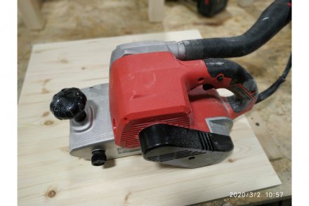 Ленточная шлифмашина Makita M9400  купить в Челябинске