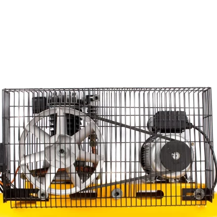 Компрессор воздушный BCI2300/100, ременный привод, 2.3 кВт, 100 литров, 400 л/мин Denzel 58114 купить в Челябинске