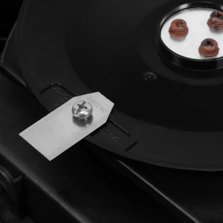 Робот-газонокосилка Grass Master 1000, ультразвуковой датчик, 3 Ач, LCD дисплей, Wi-Fi // Denzel купить в Челябинске