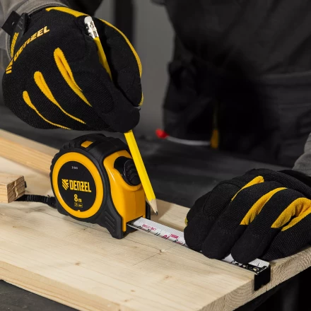 Рулетка Denzel 8м х 25мм, обрезиненный корпус, автоматическая фиксация 31553 купить в Челябинске