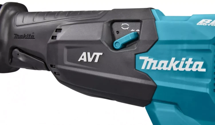 Аккумуляторная сабельная пила Makita XGT JR002GZ (40V,  без АКБ и ЗУ) купить в Челябинске