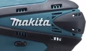 Дрель-шуруповерт аккумуляторная Makita DF030DWE купить в Челябинске