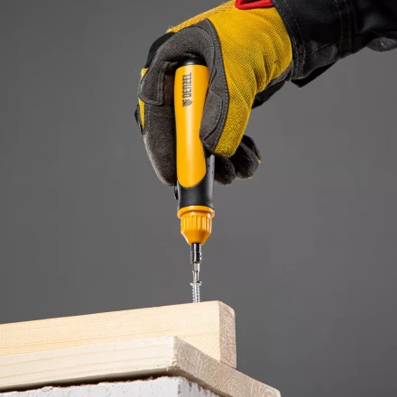 Отвертка реверсивная Denzel 7711609, механизм SmartPush mini 11 шт, CrMo купить в Челябинске