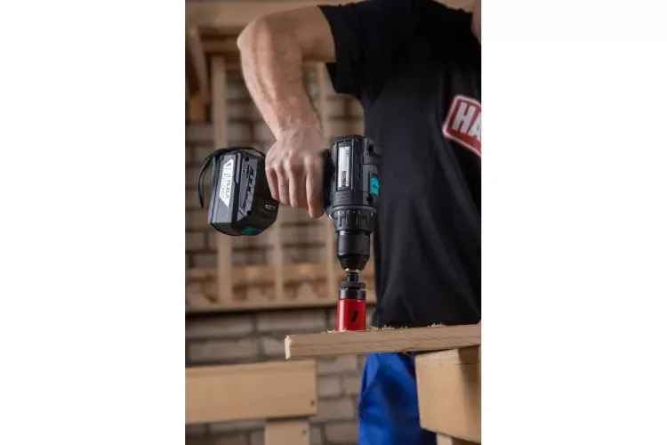 Коронка биметаллическая HAMMER Ф38х38мм 5/8" BiMETALL (224-008) купить в Челябинске