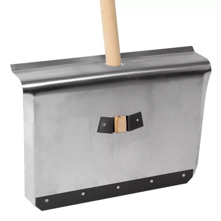 Лопата для уборки снега тротуарная Сибртех 61658, алюминиевая,500х400х1420мм, деревянный черенок, Россия купить в Челябинске