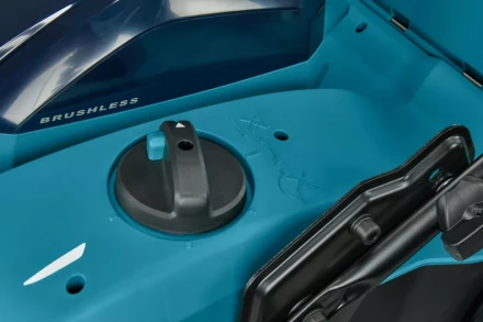 Аккумуляторный 40V скарификатор Makita UV001GZ (без АКБ и ЗУ) купить в Челябинске