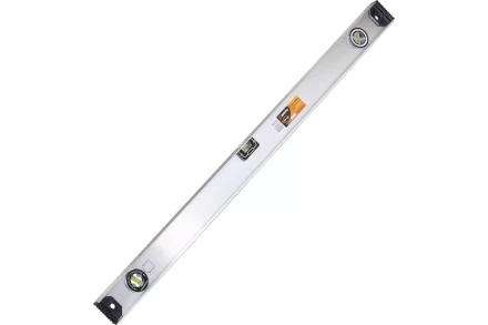 Уровень алюминиевый «Рельс» 1000мм 3 глазка фрезерованный Вихрь 900/73/11/4/16 купить в Челябинске