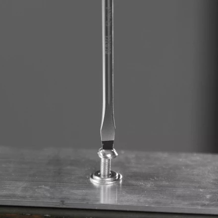 Отвертка, SL3х75 мм, S2, 3к рукоятка Denzel 121887 купить в Челябинске