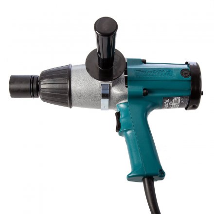 Ударный гайковерт Makita 6906 купить в Челябинске