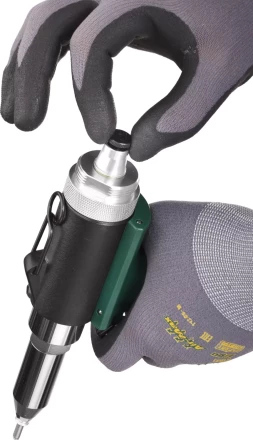 Заклепочник пневматический, KRAFTOOL 31188, корпус из композит материалов, для заклепок из нержав стали, 2,4-3,2-4-4,8мм 31188 купить в Челябинске