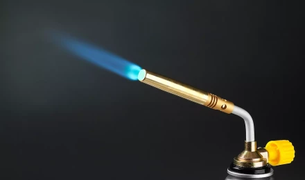 Газовая горелка &quot;ProTerm&quot; на баллон, STAYER &quot;PROFESSIONAL&quot; 55586, регулировка пламени, вихревое пламя, цанговое соединение, 1300С 55586 купить в Челябинске