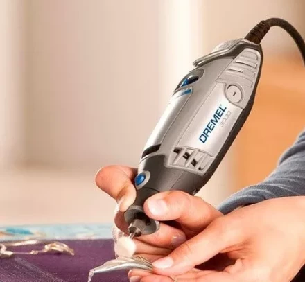 Многофункциональный инструмент 3000 S Xmas 2017 Dremel купить в Челябинске