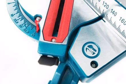 Пила торцовочная Кратон "Зверь машина" MS-1200/210М 4 01 07 026 купить в Челябинске