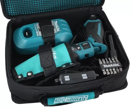 Аккумуляторная ударная отвертка Makita TD021DSE купить в Челябинске