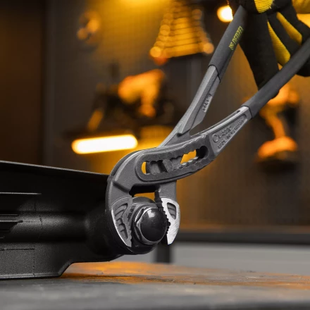 Клещи переставные Denzel 17903, обливные рукоятки, 300 мм купить в Челябинске