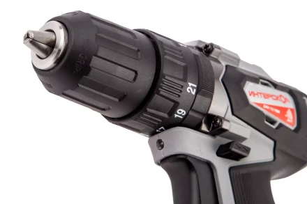 Аккумуляторная дрель-шуруповерт ИНТЕРСКОЛ ДАУ-13/18ВК (573.1.2.70) Li-ion АПИ (кейс, 2 х 1,5Ач, ЗУ) купить в Челябинске