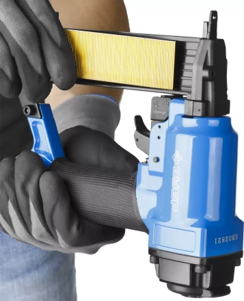 Степлер (гвозде/скобозабиватель) пневматический для скоб тип 55 (16-30 мм) и тип 300 (10-35 мм) 3192 серия ПРОФЕССИОНАЛ купить в Челябинске