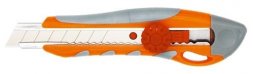 Нож пластиковый  18 мм обрезиненный корпус металлическая направляющая фиксатор винтовой Кратон 2 13 03 006
