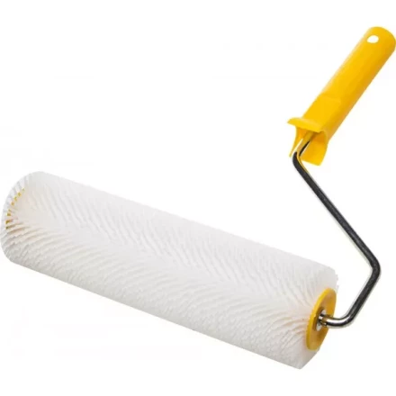 Валик игольчатый STAYER для наливных полов в сборе, пластмассовые иглы, бюгель 8мм, 75х250мм 03951-25 купить в Челябинске